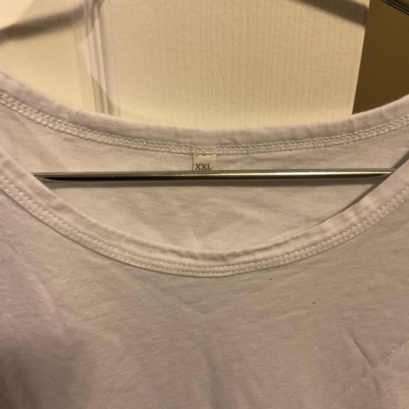 Rose t-shirt - Picture 2 of 3